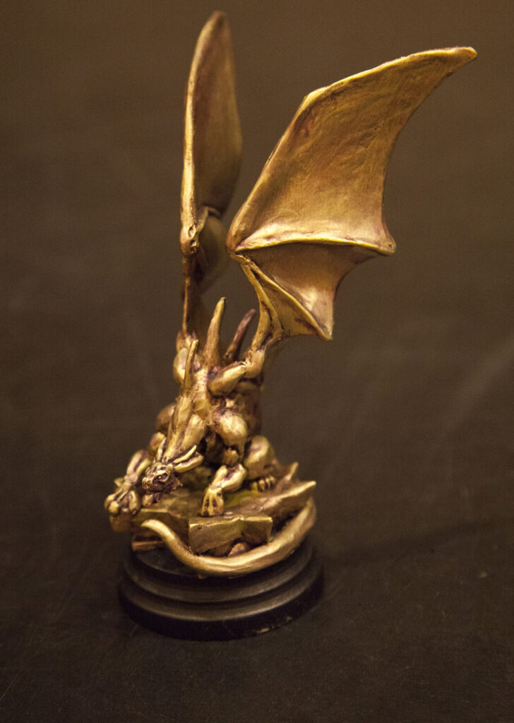 kultainen lohikäärme